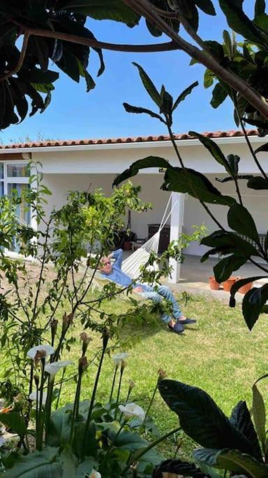 Moradia Alegre No Centro Da Vila Da Tocha. Exteriér fotografie